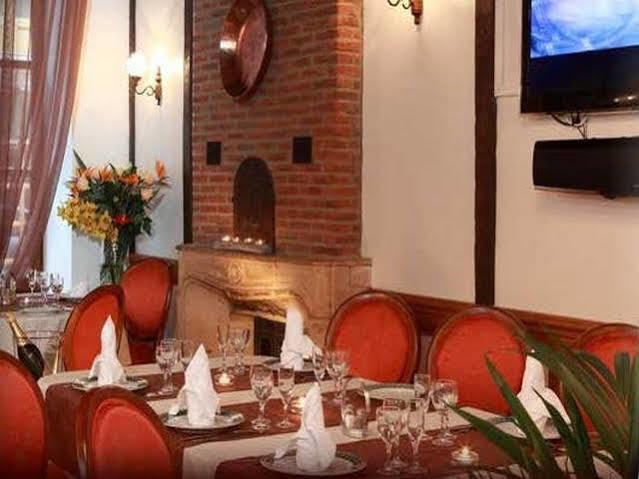 Le Saint Michel Hotel Sedan Kültér fotó